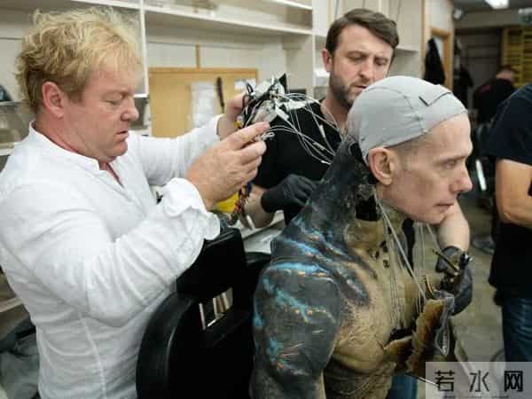 “打死不用AI”的陀螺，拍了一部“人造人”电影，让人忍不住落泪