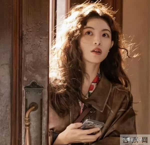 《哪吒2》获金鸡奖最佳美术片, 台上却无一人领奖, 饺子导演飘了？