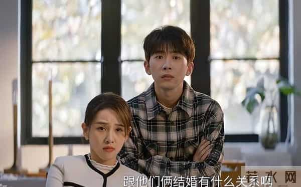 朱珠新剧让观众不满的，不是又老又作霍建华，而是浓妆艳抹资源咖