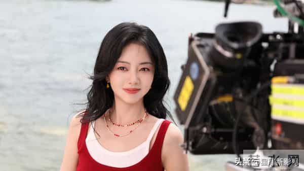 4部电视剧2部电影！杨紫作品存货好多，原来她也是90花里的卷王！