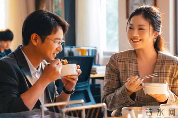 《四喜》直到被大倪救济,冯美奇才知,自己错过胡刚有多后悔