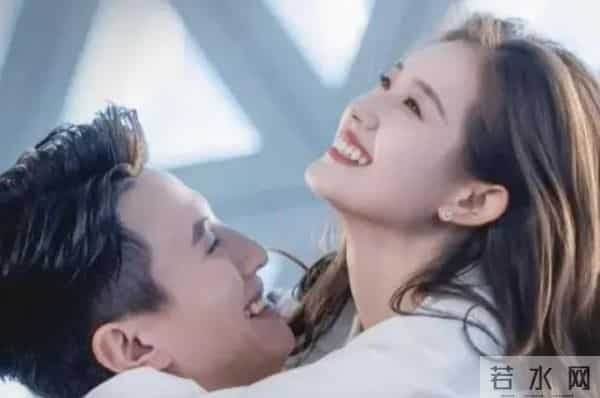 徐若晗新剧热恋丞磊甜翻，与女二同框照曝光，却惨遭艳压