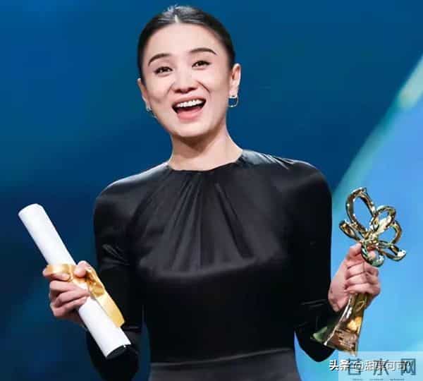 宋佳获金鸡奖仅1天，令人厌恶的一幕发生，孙俪蒋雯丽也牵扯其中