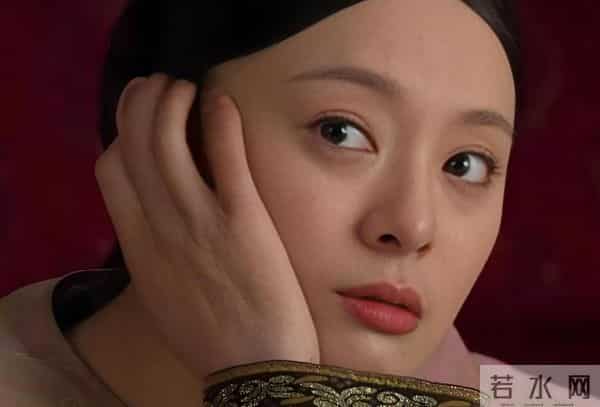 甄嬛回宫，众人以为她会先除掉祺嫔，谁知她却把屠刀挥向了端妃！