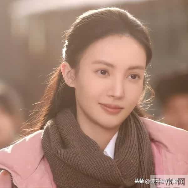 祸害央视乡村剧？大浓妆锥子脸假鼻梁，别辣观众眼睛了