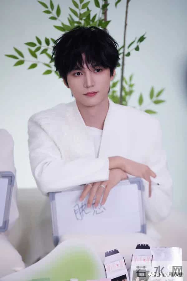 短剧一哥易主,十大男神重新洗牌,何健麒强势回归,王皓祯成黑马