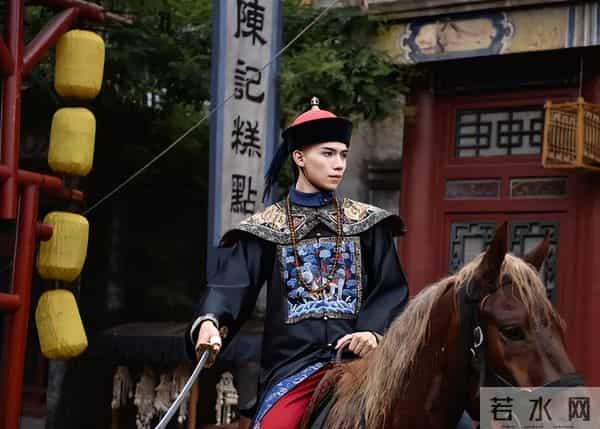 避开主角重塑，短剧《还珠》给经典IP改编，上了重要一课