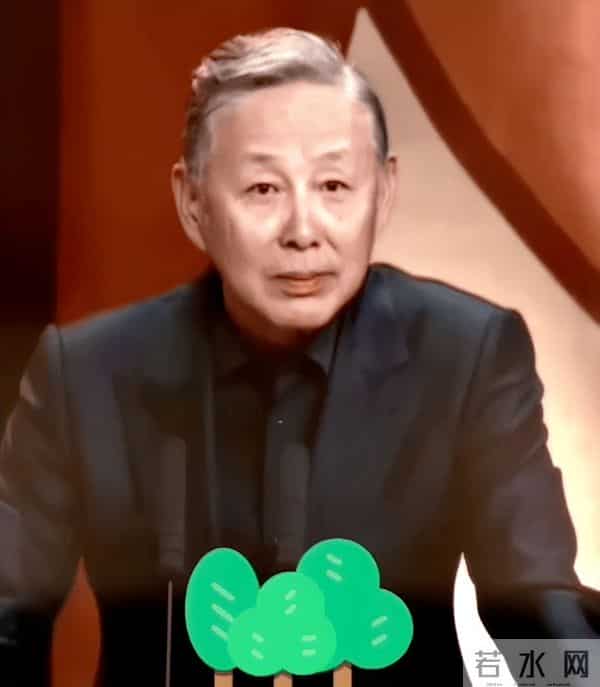 金鸡奖谜团：张艺谋遭质疑，《哪吒2》被冷落，陈道明举动成焦点