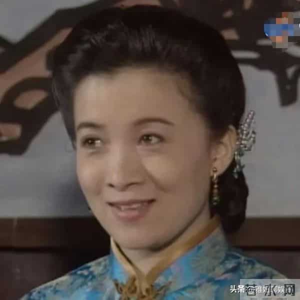 还记得《鬼丈夫》经典电视剧中的李映雪吗？