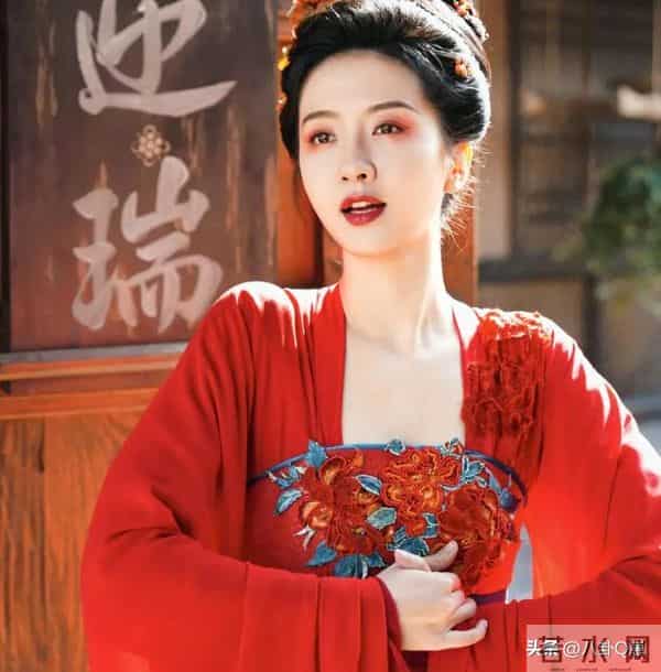 演完《藏海传》演《唐诡3》，换个角色认不出，内娱又多位剧抛脸