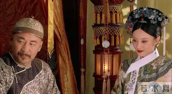 为什么甄嬛一回宫，宜修就被压着打，真是的她后期被强行降智了吗