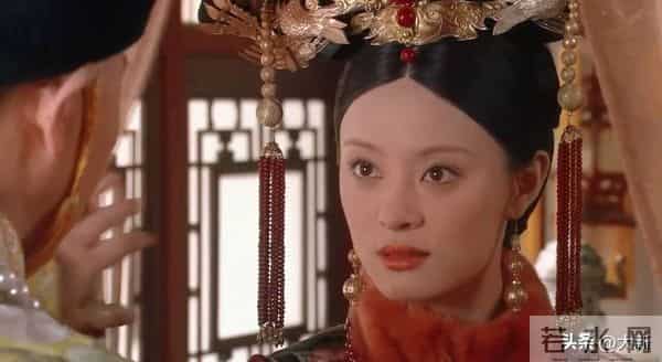 为什么甄嬛一回宫，宜修就被压着打，真是的她后期被强行降智了吗