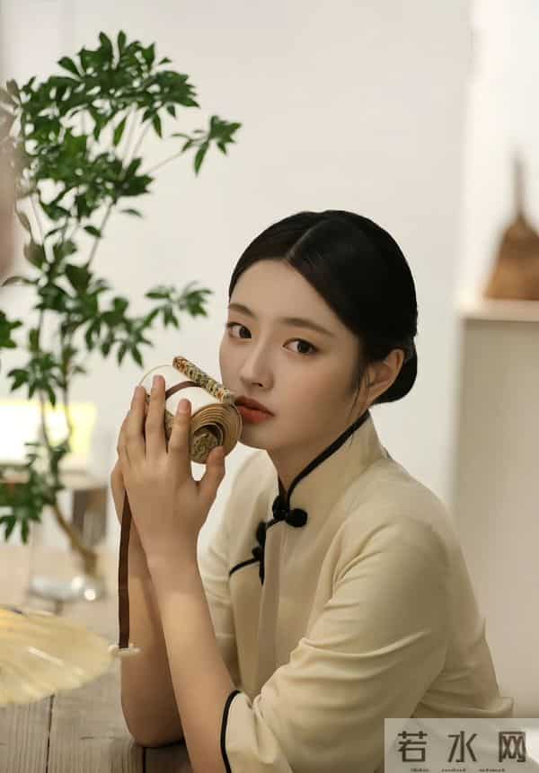 《玉簟秋》登陆湖南卫视！少帅夫妇极致拉扯，民国虐恋燃爆热搜