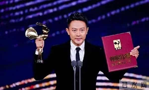 这个男演员，一生事业“毁”在两个女人手里，妻子只有脸是真的