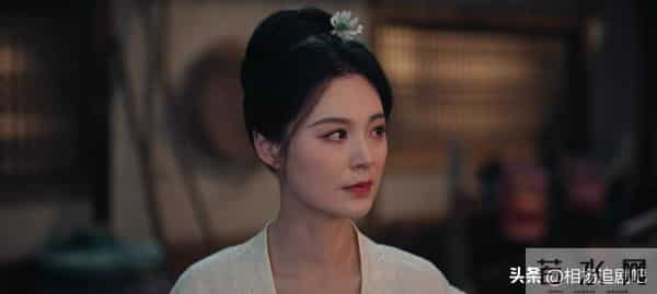 《唐诡3》：导演本来想让她演个花魁白月光，她一袭剑舞惊艳全场