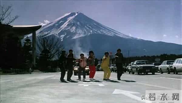 成名不易啊，胡慧中在这片牺牲很大！