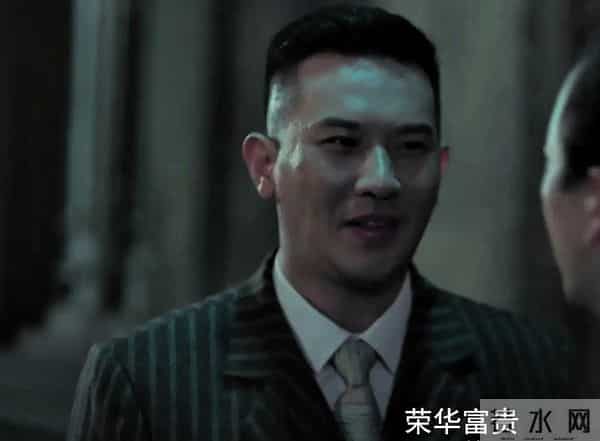 《隐锋》张云虎八百刀客突然出手！因汪小飞一动，德庆社开始分裂