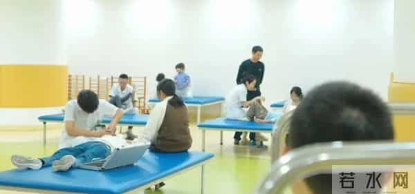 金鸡奖最佳男主角的“康复训练”,是在我们医院做的!