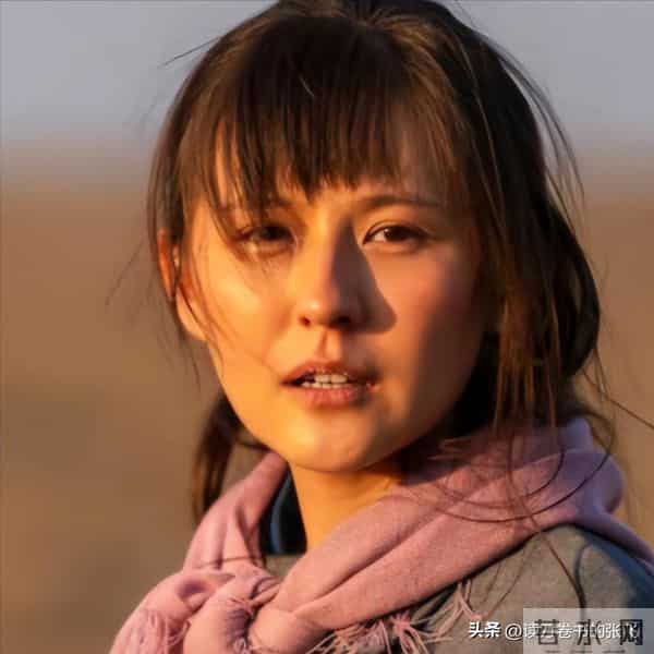 祸害央视乡村剧？大浓妆锥子脸假鼻梁，别辣观众眼睛了