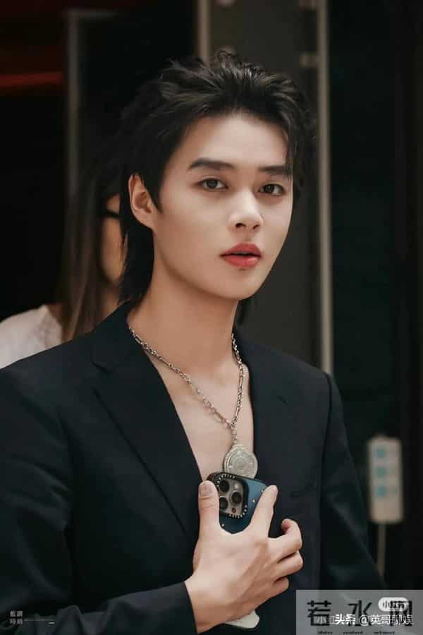 短剧人气男神大换血，何健麒逆袭第九，柯淳垫底，榜首竟是他