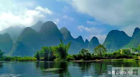 向晚横吹悲下一句,“诗家夫子”王昌龄50首绝唱，秦时明月、冰心玉壶，谁能受得了？