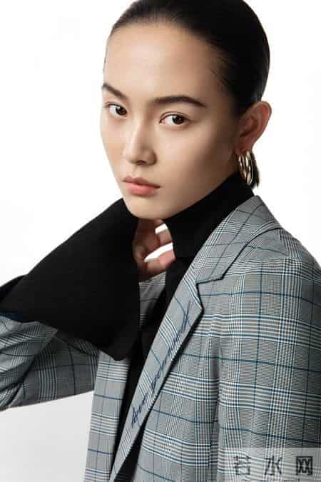 悦己，无所畏惧~这个秋冬提升幸福额度，温暖每一个角度