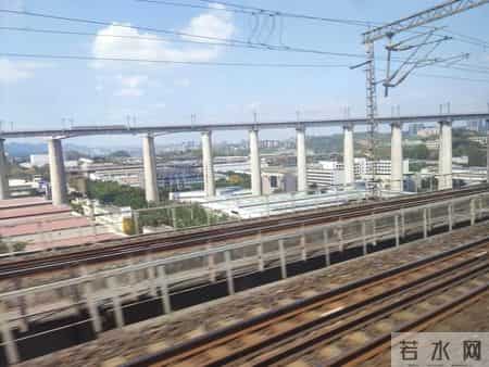 也许这就是未来世界,也许这就是未来世界钢琴怎么弹的