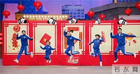 在阳光下长大《过年啦》带你重温几代人的幸福童年