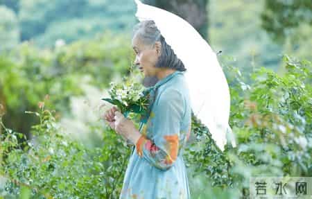 居心叵测的单身女