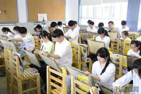 毕业卡片,@闵行毕业的你:十年前的手写卡片,“今日闵行”喊你来领!