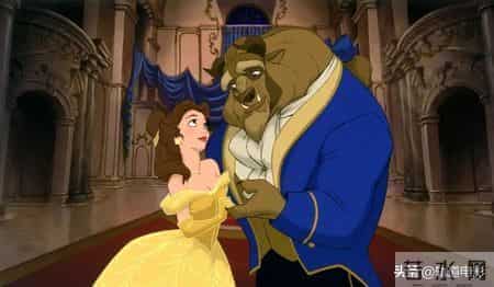 童话故事《美女与野兽》，真人版相比动画版在哪些方面与时俱进？