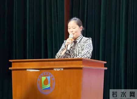 高二家长会班主任发言稿,重庆市两江中学校召开高二上年级家长会