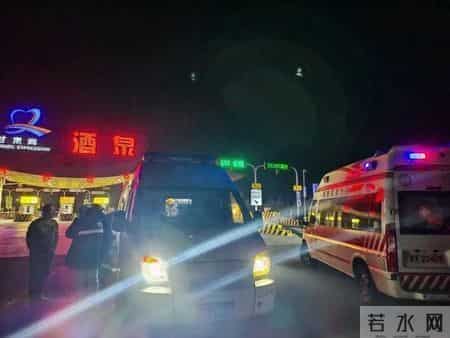 高速路上，一通电话感动全网！网友：看一次哭一次