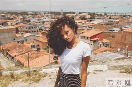 描写环境的句子,发自内心感慨的说说，唯美忧伤，有没有一句戳中泪点