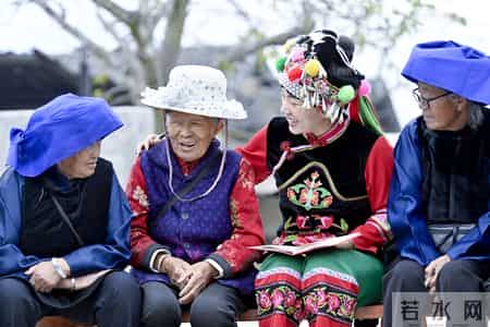 让真情自然流露作文450字左右,我的光影故事2025｜在无量山间，我用镜头读懂乡土中国