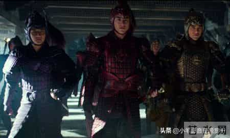 《长城》一部身披中国风外衣的好莱坞低端电影 张艺谋惨被拉下水