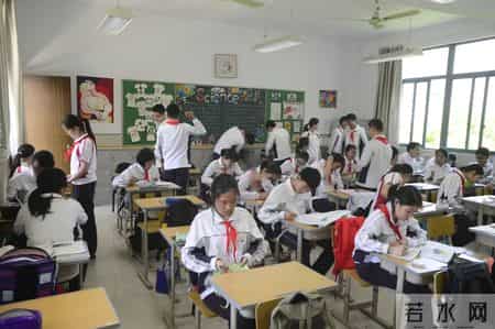 毕业卡片,@闵行毕业的你:十年前的手写卡片,“今日闵行”喊你来领!