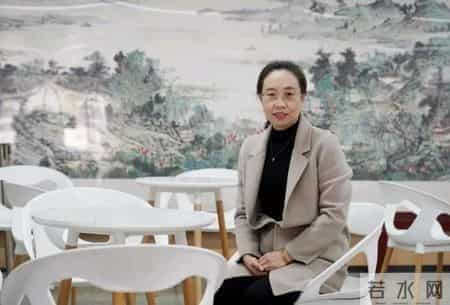 张丽：三尺讲台潜心育人 四季晴雨坚守初心