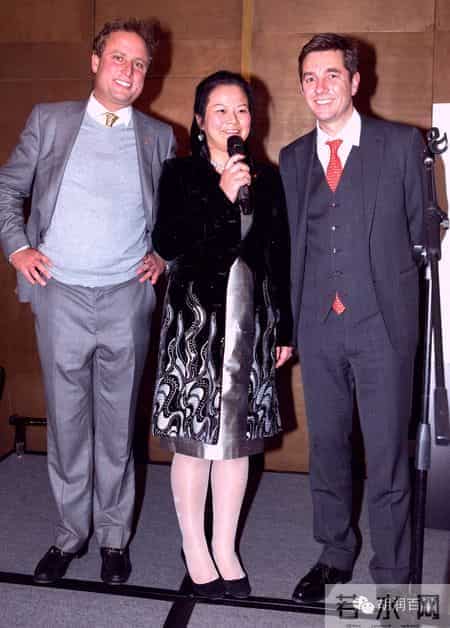 圈子 - 胡润百富竟把春晚带到了伦敦！