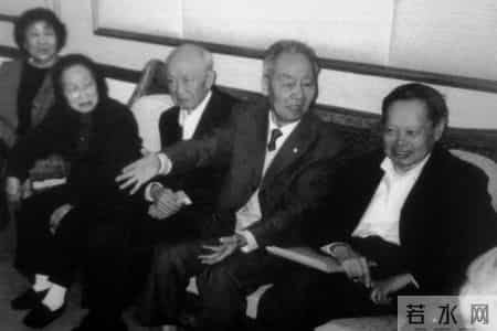 W到你那里滴水流爆水的短文