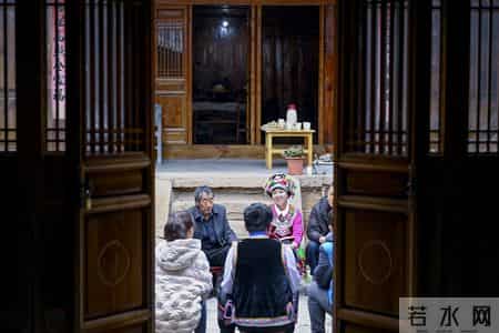 让真情自然流露作文450字左右,我的光影故事2025｜在无量山间，我用镜头读懂乡土中国