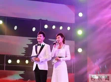 大学迎新晚会主持词,“串场词”的美学要素，一位“串场词”大师积累几十年的独门秘籍