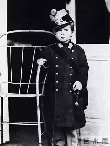 公主的故事,欧洲第一美人，15岁嫁入皇室，被暗杀而死，茜茜公主竟然这么惨