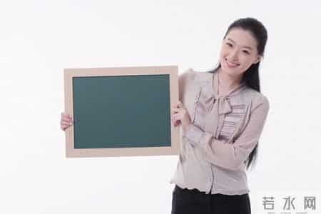 《一堂最精彩的实验课》，老师用戒指做实验，作文和老师都很精彩