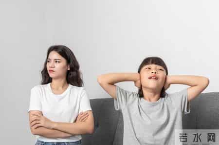 沟通本来就很复杂：你以为是两个人，其实是六个人在对话