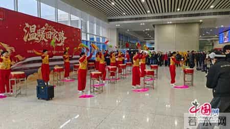 多彩的活动400字