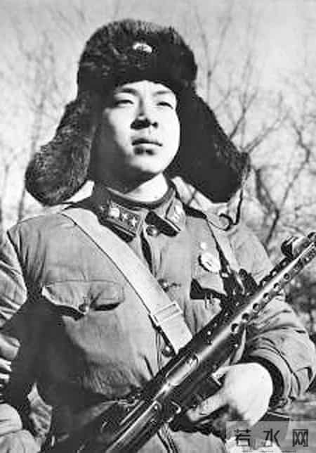 雷锋英雄事迹,雷锋：工作积极 热心助人