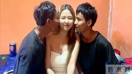 网住爱情,泰24岁女孩与双胞胎兄弟同时恋爱!自曝感情稳定,兄弟工资全上交