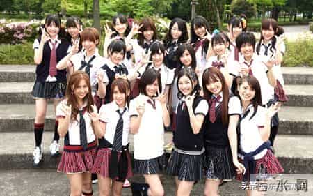 顶流明星产业链，“偶像”是如何诞生的？粉丝好“费钱”