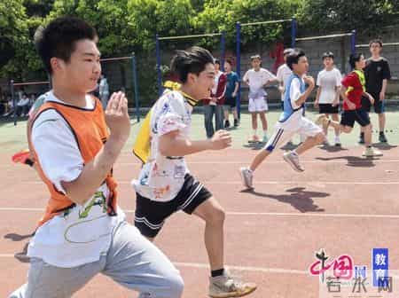 一横老师爱国演讲